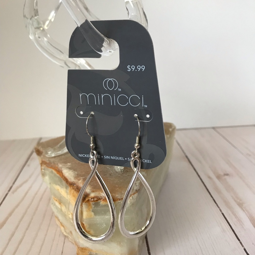 💟 SALE 🛍✅ -🆕 Silver Earrings